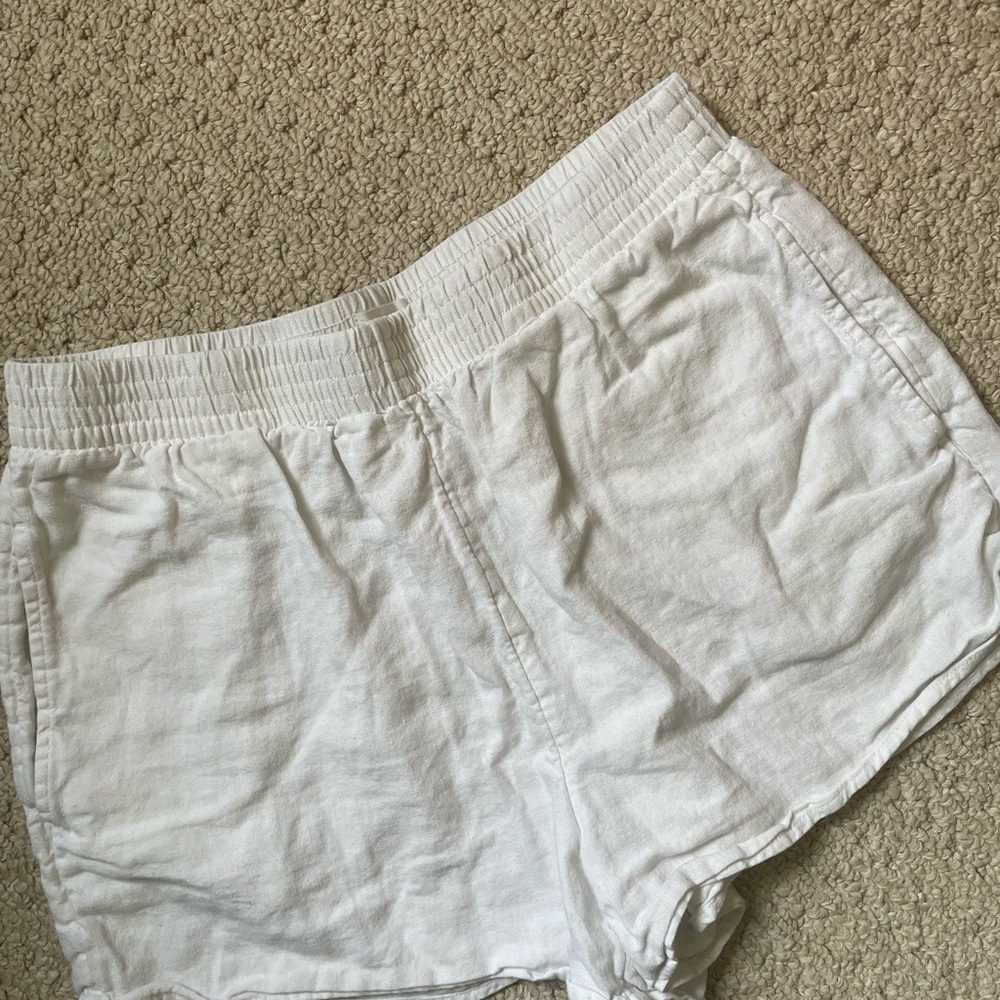 Wilfred High Waist White Shorts